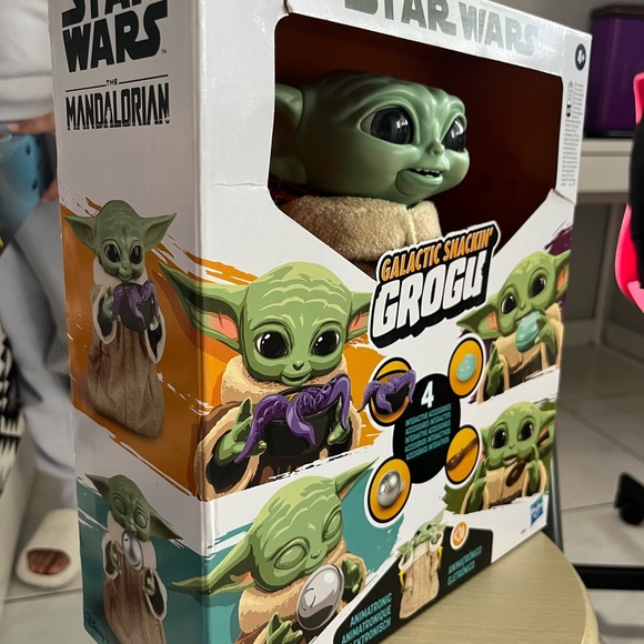 GALACTIC SNACKING GROGU STAR WARS - Picture 4 of 7